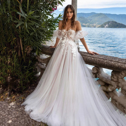 Beauteous Lace Appliques Wedding Dress Sweetheart Short Puffy Sleeves Bridal Gown Zipper Back Court Train Vestidos De Novia-payinti